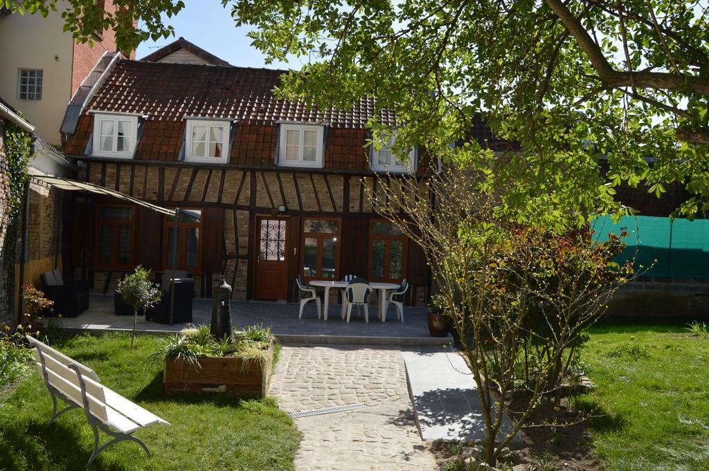Au Coeur D'Amiens Villa ภายนอก รูปภาพ